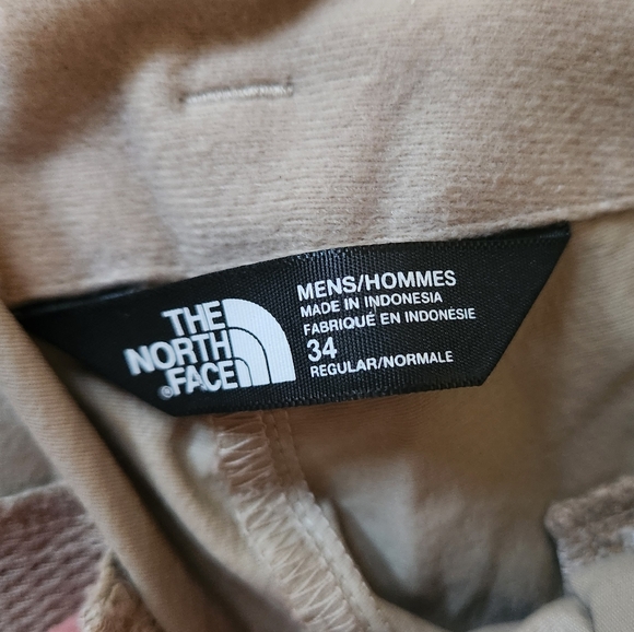 Men's Northface pants/shorts - Picture 6 of 7